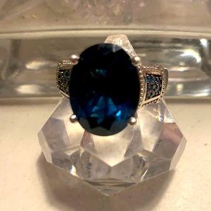 London blue topaz cocktail ring.  Sz 9